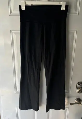 Lululemon  black bootcut leggings. No size but fits like a 10. Some wear