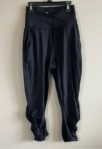 Lululemon  Sunset Salutation Black Cropped Jogger Leggings 4