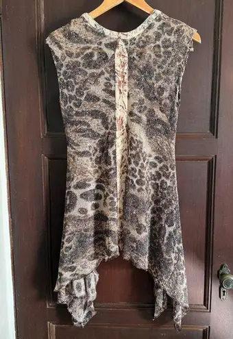 Alberto Makali Women Leopard Print Open Knit Nubby Tunic Top Handkerchief Medium