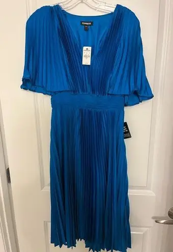 EXPRESS NWT Mykonos Blue Pleated V Neck Midi Dress size small - $50 (53%  Off Retail) New With Tags - From Catherine