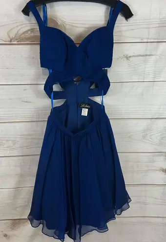 La Femme NWT  Blue Cut Out Cocktail Special Occasion Dress Full Skirt Size 2