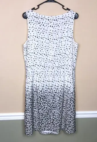 Loft  Women’s Patterned White Black Gray Scoop Neck A-Line Sleeveless Dress