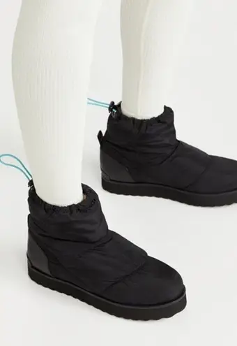 NEW Larroude Montana Drawstring Quilted Boots Sherpa Lining in Green Women's 10