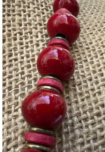 None Vintage Red Ceramic Pottery Beaded Necklace Brass Accent Rings Hook Closure 24"