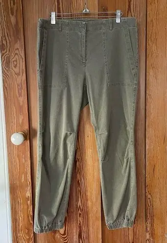 Elliott Lauren Olive Green Twill Joggers ~ Size 12 💛🍄