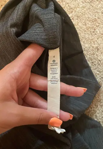 Lululemon Gray Cropped Heather Leggings