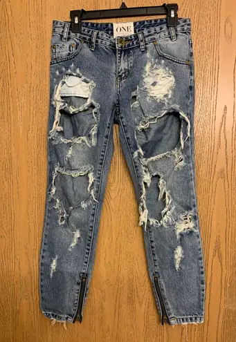 One Teaspoon One X  Distressed Jeans