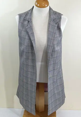 Tahari Sleeveless Blazer