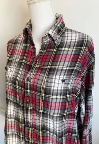 basic editions • Red Cream Plaid Flannel Shirt