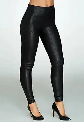 Spanx Assets Red Hot Label Structured Shine Faux Leather Leggings Size 1X Black