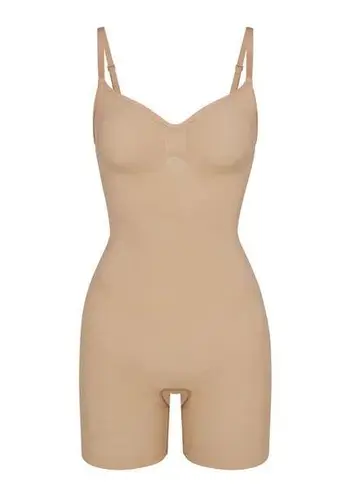 SKIMS Seamless Sculpt Mid Thigh Bodysuit