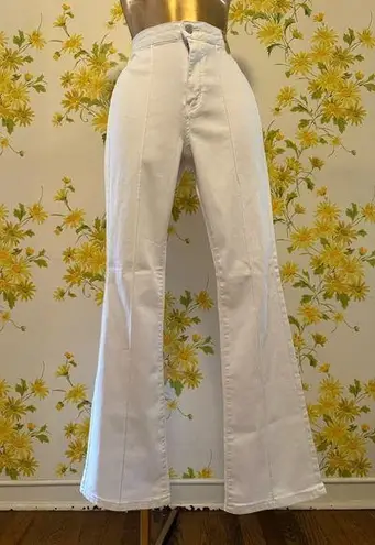 Vibrant high waist White Flare Pants size 3