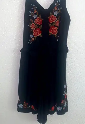 American Eagle romper | size medium | black with red flower embroidered