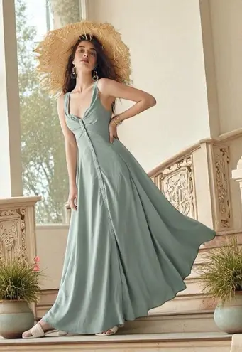 Elegant Sage Green Maxi Dress Size M
