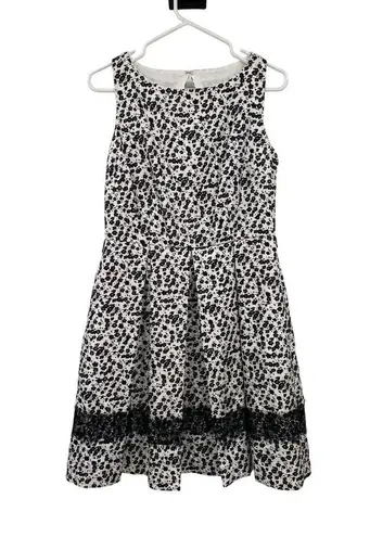 Danny & Nicole Dress Womens 6 Used Black Ivory Lined Sleeveless