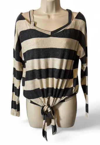 Sage Lightweight Fleece Striped Front Tie Top‎ - Image 1