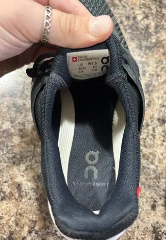 on cloud Womens Sneakers