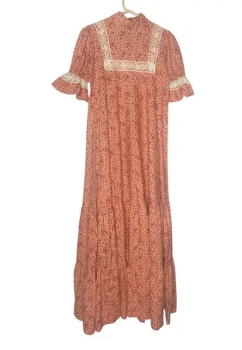 Laura Ashley RARE Early 1970s Maxi Dress |PEACH Floral Lace Yoke High Neck US 12