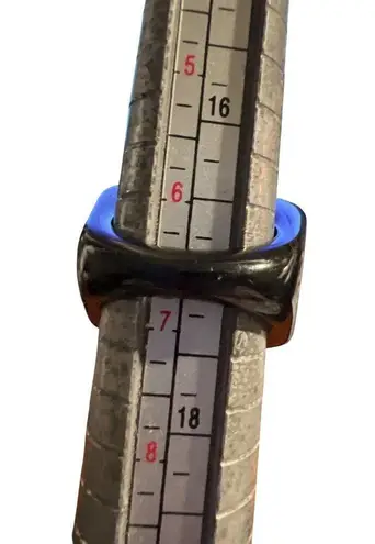 None Dark Blue Cobalt Blue Acrylic Lucite Large Dome Cocktail Ring Size 6.5