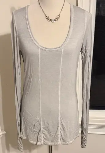WRAP London, Light Grey LS Scoop neck Tee, Size 10, EUC Gray