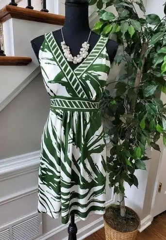 Apt. 9  Women's Green/White Maxi Dress Size PS