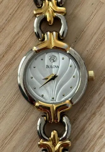 Bulova Diamond Vintage Ladies Watch Two-Tone Bracelet Case Shimmery Silver Dial