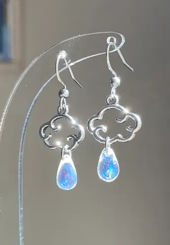 Handmade cute cloud teardrop dangle earrings ☁️💧