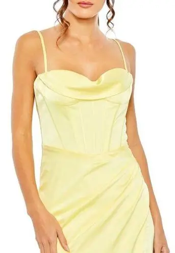 Mac Duggal  Bustier Side Ruched Bodycon Gown in Lemon Yellow Size US 8