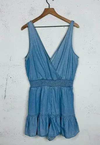 American Eagle  Denim Blue Chambray Ruffle Romper Jumper Size Large