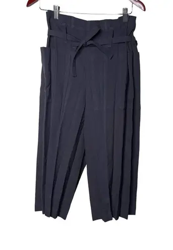 Issey Miyake ME RemeTex Pleats Grey Crop wide Knee shorts One Size Size undefined