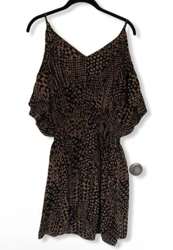 Lexxury cold shoulder, abstract dress Size M