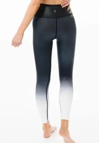 Zyia Black Metallic Ombre Light n Tight Hi-Rise 7/8 Legging Size 12