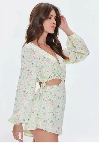 Forever 21  Floral Print Cutout Romper Size Large Women’s