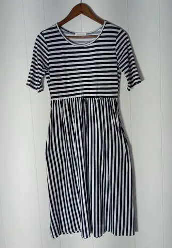 Reborn J Women Dark Blue Stripe Midi Dress Size Medium