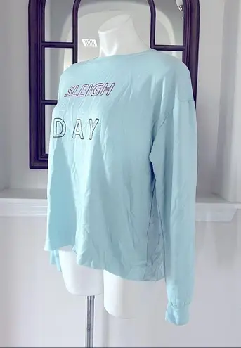 C&C California Holiday Sweatshirt Crewneck Pullover, Light Blue Size M New w/Tag