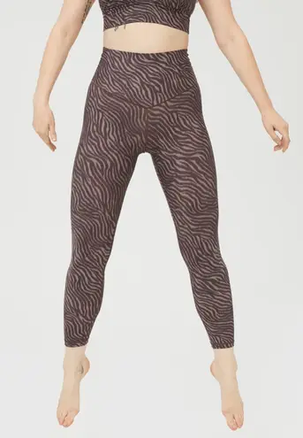 Aerie OFFLINE By  Real Me High Waisted zebra tan gray Printed 7/8 Leggings L
