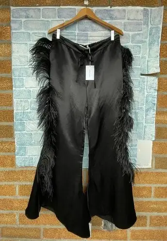 MARQUES' ALMEIDA
Feather