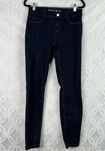 White House | Black Market  Size XS Slim Stretchy Dark Wash Ankle Jeans