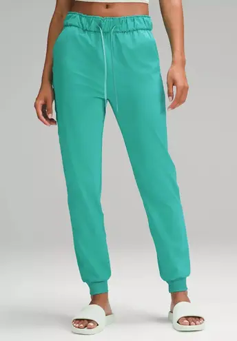 Lululemon Kelly Green Joggers