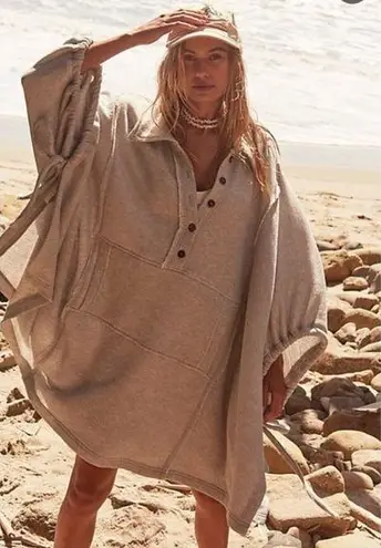 Free People  Beach Natalie poncho style top XSmall/S. NWOT