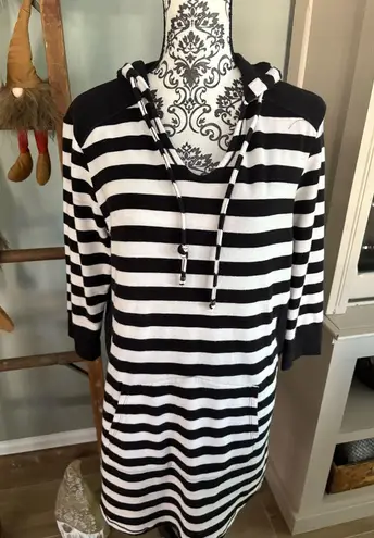 Simply Vera Simply, Vera size medium, striped hooded dress