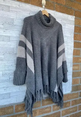 Barefoot Dreams One Size Cozy Chic Beach Fringe Lounge Poncho In gray/tan XL