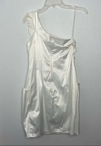 Ruby Rox New White One Shoulder Pocketed Dress with Flower Detail size 11