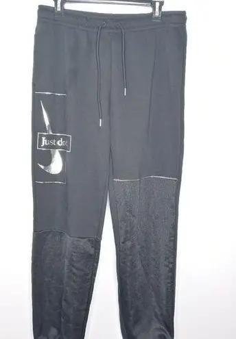 Nike  black joggers size medium