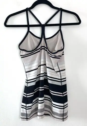 Lululemon  Power Y Tank *Luon Groovy Stripe Black 6