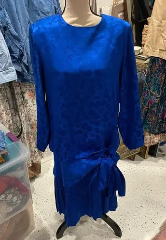 Vintage 80’s blue floral silk drop waist Pat Argenti giant bow tie pleated dress Size 8