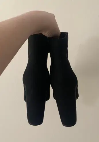 Shoe Dazzle Rosamund Block Heeled Booties 