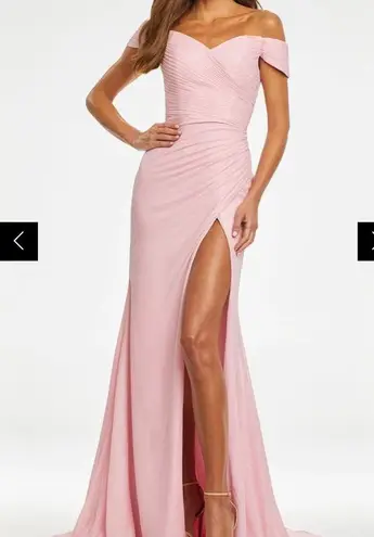 Ashley Lauren - 11136 Shirr-Ornate Off Shoulder