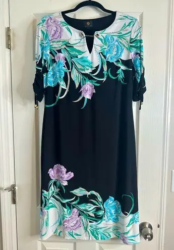 JM Collection Women’s floral dress with ruched sleeves, size medium