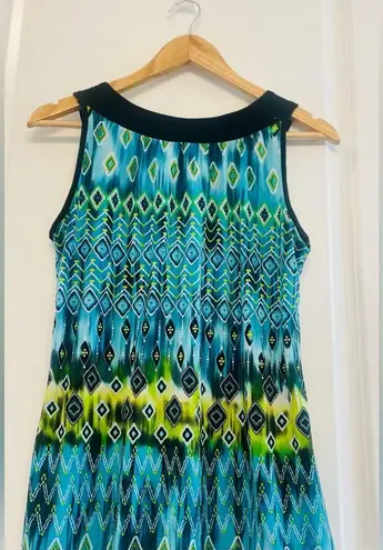 Notations  Womens Sleeveless Blue Green Top With Beading Around The Neck (15